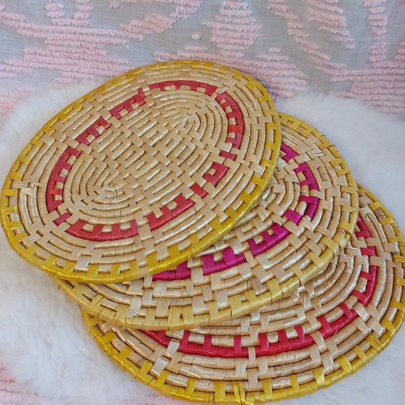 Vintage Handmade Wicker Oval Table Mat Lot of 3 Red/Pink/Burgundy 11.5" x 8.5" - Picture 7 of 8